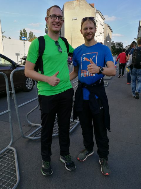 Martin (links) und Michael bereit für die 42,195km