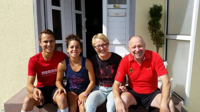 Philipp und Regina, mit ihrem Trainer Jürgen Stephan und seiner Frau Angelika Stephan (ehemals erfolgreiche Langstreckenläuferin) .